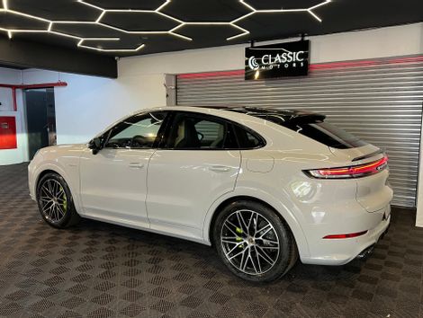 PORSCHE 3.0 V6 E-HYBRID COUPÉ AWD TIPTRONIC S