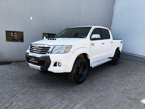 Toyota Hilux SW4 SRV D4-D 4x4 3.0 TDI Dies. Aut