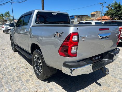 Toyota Hilux CD SRX 4x4 2.8 TDI 16V Diesel Aut.