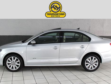 VolksWagen JETTA Comfortline 2.0 T.Flex 8V 4p Tipt.