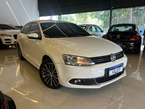 VolksWagen JETTA Highline 2.0 TSI 16V 4p Tiptronic