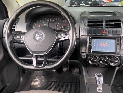 VolksWagen Polo Sedan 1.6 Mi Total Flex 8V 4p