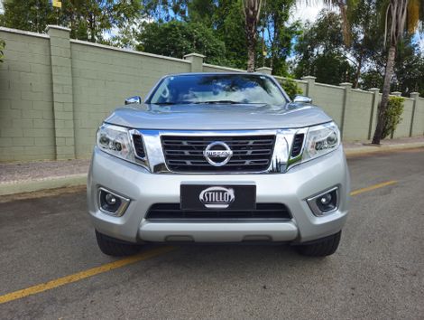 Nissan Frontier XE CD 4x4 2.3 Bi-TB Diesel Aut.