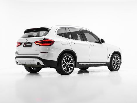 BMW X3 XDRIVE 30e X-Line Turbo Aut. (Híb.)