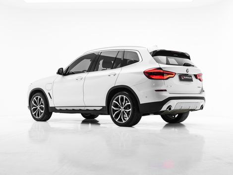 BMW X3 XDRIVE 30e X-Line Turbo Híbrido Aut.