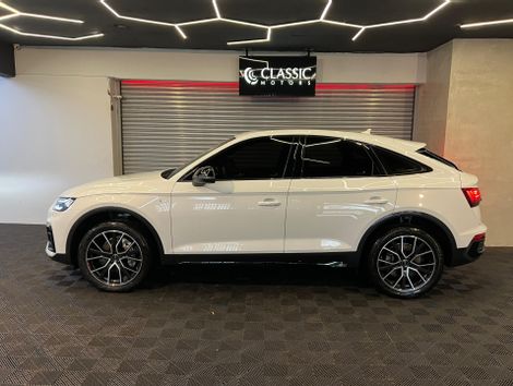 Audi Q5 Perf. Black 2.0 TFSIe S.Tr. Qt (Hib.)