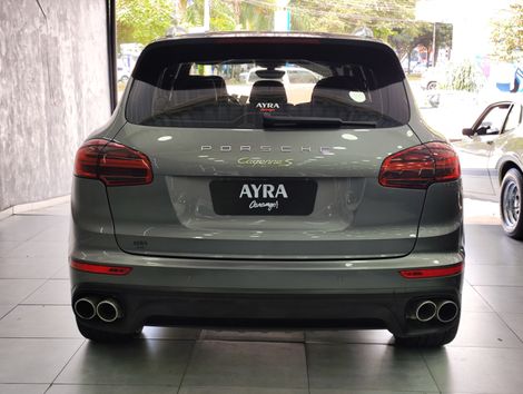 Porsche Cayenne S E-Hybrid 3.0 V6 416cv