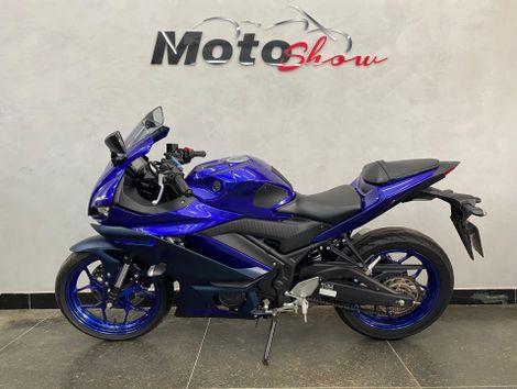 YAMAHA YZF R-3 321/ABS