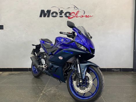 YAMAHA YZF R-3 321/ABS