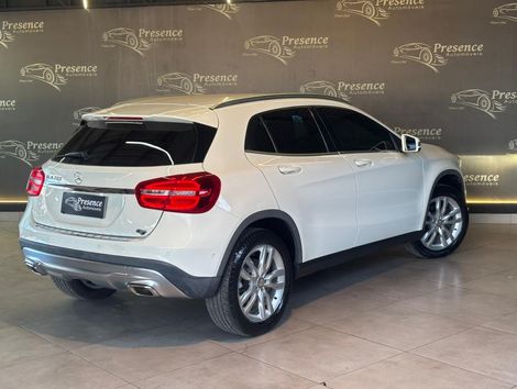 Mercedes GLA 200 Advance 1.6/1.6 TB 16V Flex Aut.