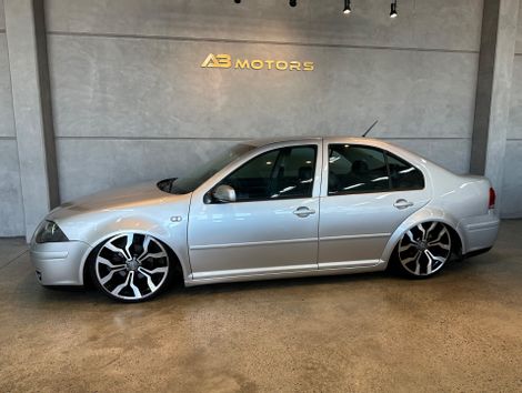 VolksWagen Bora 2.0/ 2.0 Flex 8v Mec.