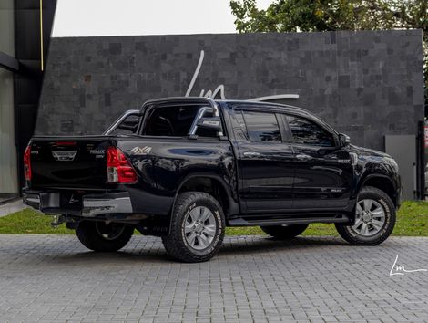 Toyota Hilux CD SRV 4x4 2.8 TDI Diesel Aut.