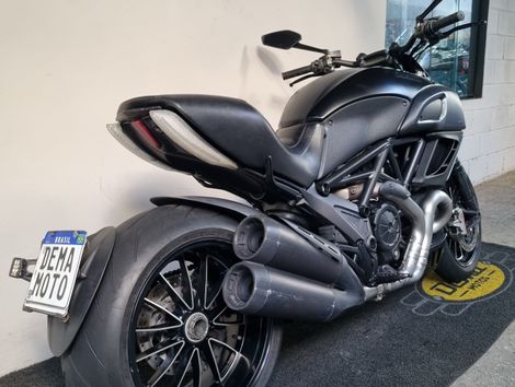 Ducati DIAVEL 1198