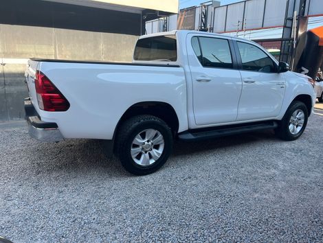 Toyota Hilux CD SRV 4x2 2.7 Flex 16V Aut.