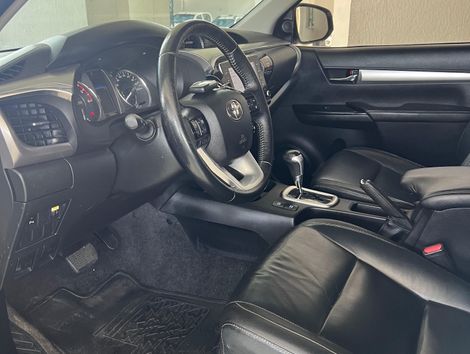 Toyota Hilux CD SRV 4x4 2.8 TDI Diesel Aut.