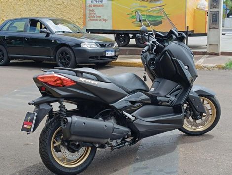 YAMAHA XMAX 250 ABS