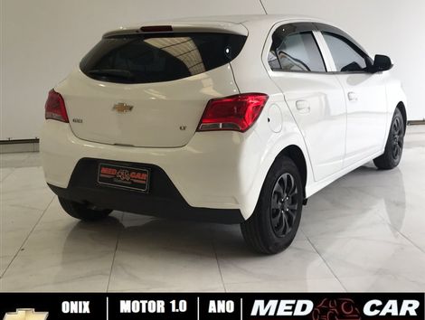 Chevrolet ONIX HATCH LT 1.0 8V FlexPower 5p Mec.