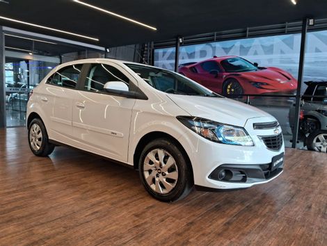 GM - Chevrolet ONIX HATCH LT 1.4 8V FlexPower 5p Mec.