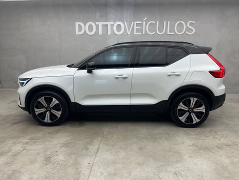 Volvo XC40 Recharge Plus (Elétrico) 