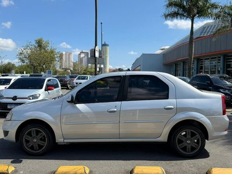 Renault LOGAN Expression Hi-Flex 1.6 16V 4p Aut