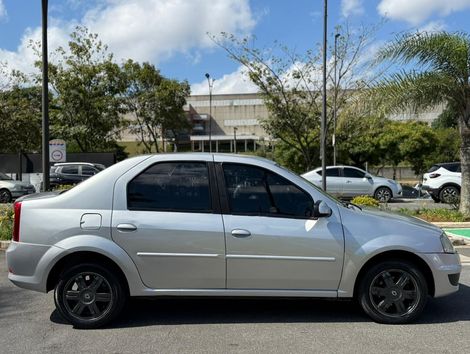 Renault LOGAN Expression Hi-Flex 1.6 16V 4p Aut