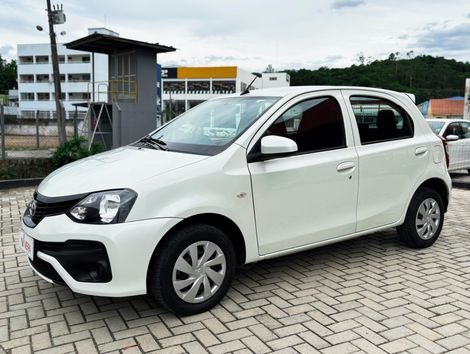 Toyota ETIOS X 1.3 Flex 16V 5p Aut.