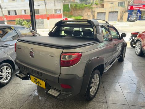 Fiat Strada Adventure1.8/ 1.8 LOCKER Flex CD