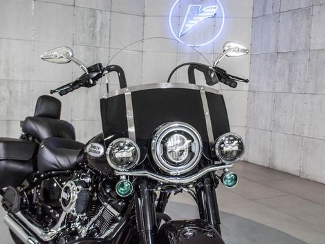 Harley HERITAGE CLASSIC FLHC/FLHCS