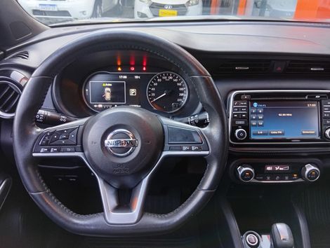 Nissan KICKS SL 1.6 16V FlexStar 5p Aut.