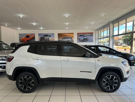 Jeep COMPASS TRAILHAWK 2.0 4x4 Dies. 16V Aut.