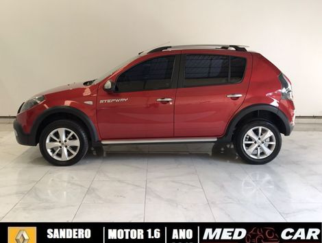 Renault SANDERO STEPWAY Hi-Flex 1.6 16V 5p Aut.