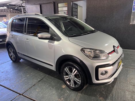 VolksWagen up! cross 1.0 TSI Total Flex 12V 5p