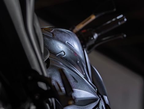 SUZUKI GSX-S 1000