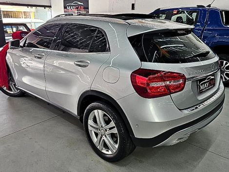 Mercedes GLA 200 Vision 1.6/1.6 TB 16V Flex Aut.