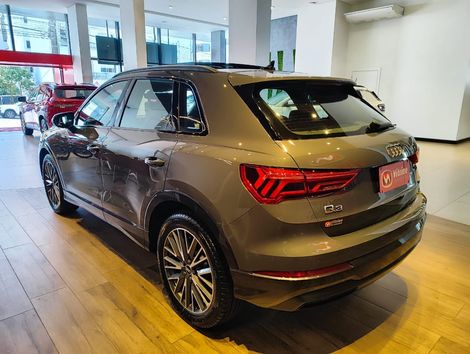 Audi Q3 Black S Line 1.4 TFSI S-tronic