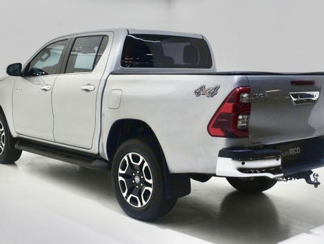 Toyota Hilux CD SRX 4x4 2.8 TDI 16V Diesel Aut.