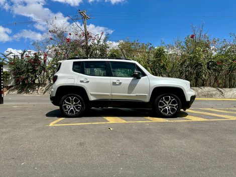 Jeep Renegade Long. T270 1.3 TB 4x2 Flex Aut.