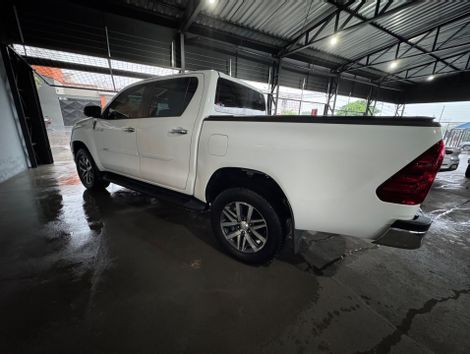 Toyota Hilux CD SRV 4x2 2.7 Flex 16V Aut.