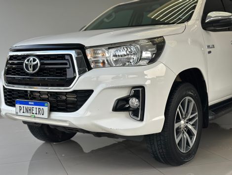 Toyota Hilux CD SRV 4x4 2.7 Flex 16V Aut.