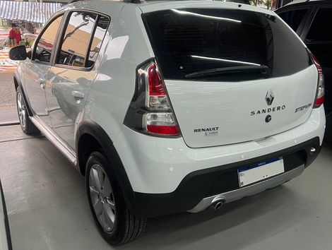 Renault SANDERO STEPWAY Hi-Flex 1.6 16V 5p Aut.