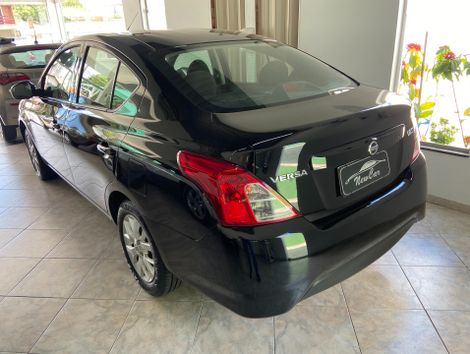 Nissan VERSA SV 1.6 16V FlexStart 4p Aut.