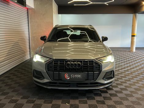 Audi Q3 Black Ed. 1.4 TFSI Flex/Black S-tron.