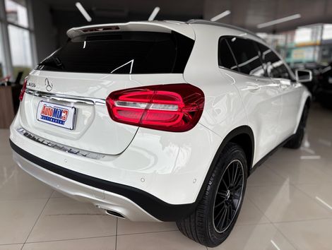 Mercedes GLA 200 Advance 1.6/1.6 TB 16V Flex Aut.