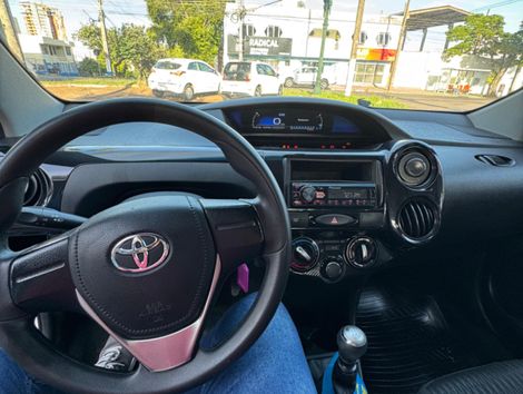 Toyota ETIOS X 1.3 Flex 16V 5p Mec.