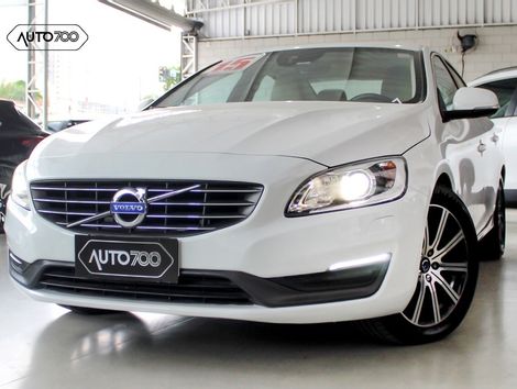 Volvo S60 T-5 MOMENTUM 2.0 245cv 4p