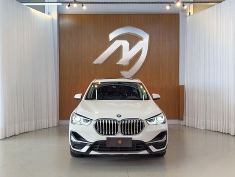 BMW X1 SDRIVE 20i X-Line 2.0 TB Active Flex