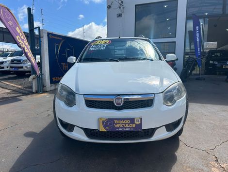 Fiat Strada Trekking 1.6 16V Flex CE