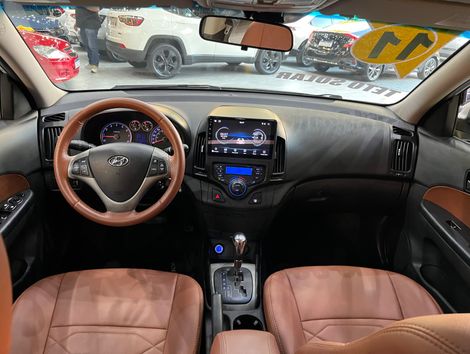 Hyundai i30 2.0 16V 145cv 5p Aut.