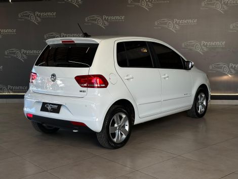 VolksWagen Fox Comfortline 1.6 Flex 8V 5p