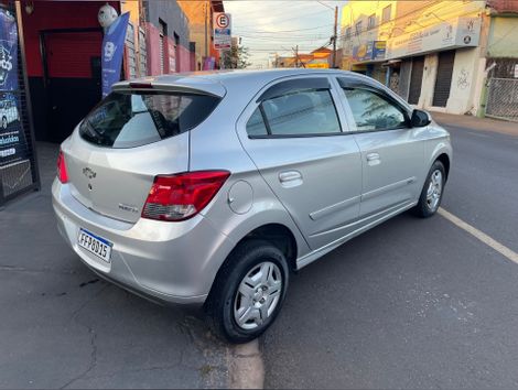 Chevrolet ONIX HATCH LT 1.0 8V FlexPower 5p Mec.